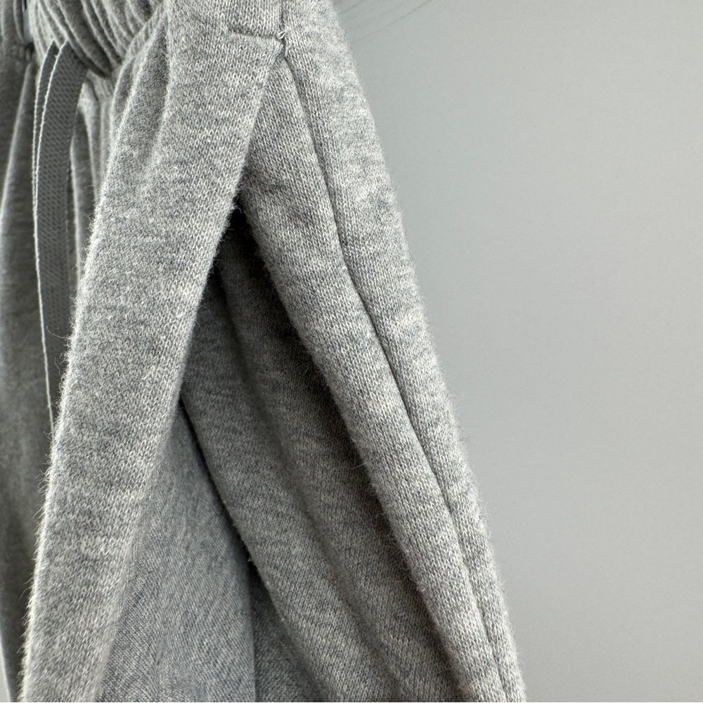 Nike Grey Jogger Sweatpants Pockets Size Small - Picture 9 of 9